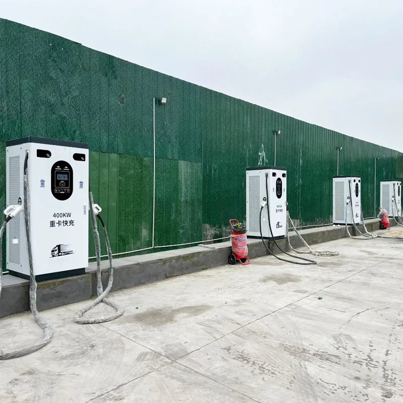 YUGONG High Quality 400kW Double Gun Ultra-fast EV Charger Piles for Electric Buses Truck Electric Vehicle Charging Station